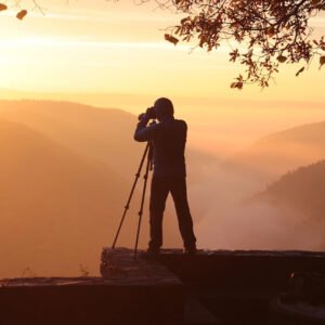 How to Choose a Proper Tripod: A Beginner-Friendly Guide