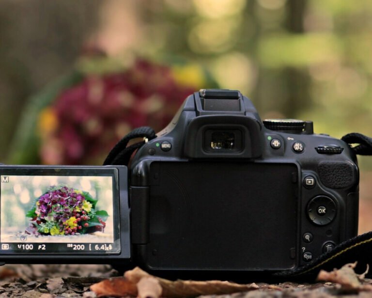 What to Check While Buying a Second-Hand Camera ?